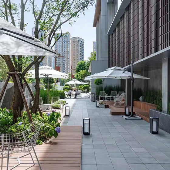 Modern Square Outdoor LED Light | Waterproof Solar LED Light | Clear Acrylic Aluminium Remote