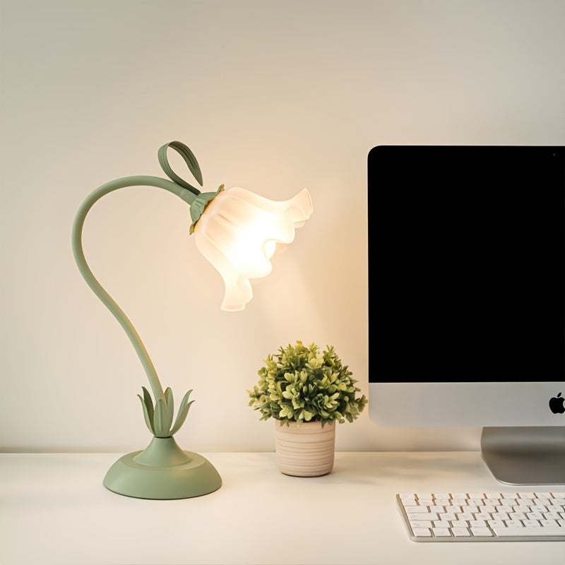Floral Table Lamp | USB Powered | Rechargeable Bedside