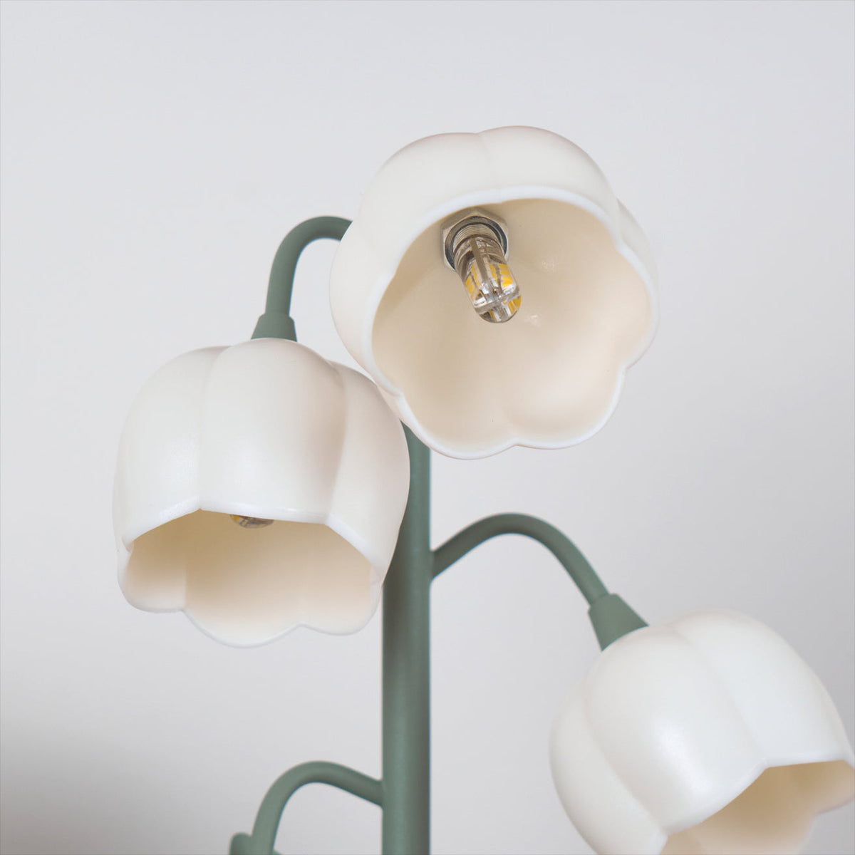 Bell Orchid Table Lamp | Elegant Floral Indoor Light | Metal LED Art Deco Bedside