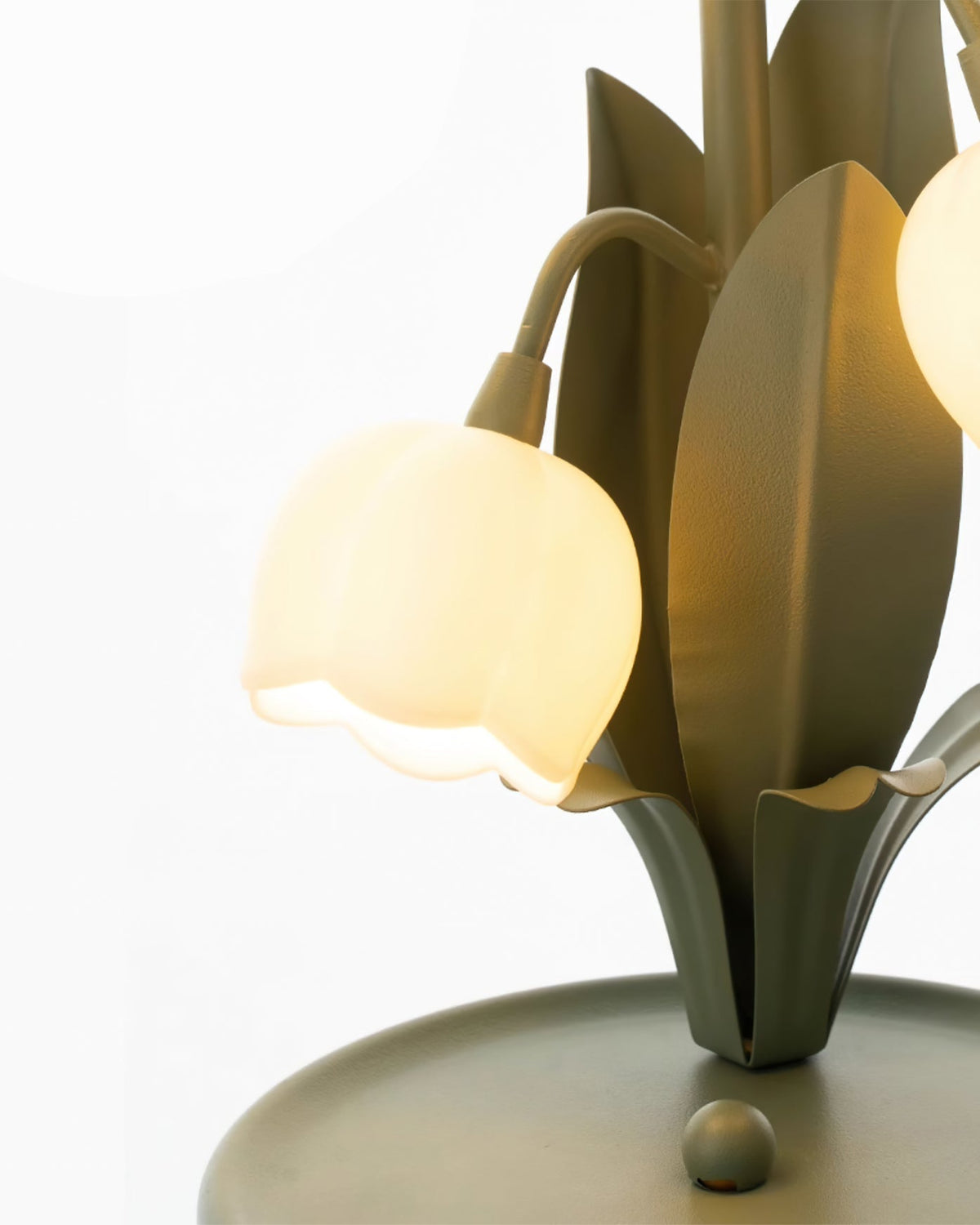 Bell Orchid Table Lamp | Elegant Floral Indoor Light | Metal LED Art Deco Bedside