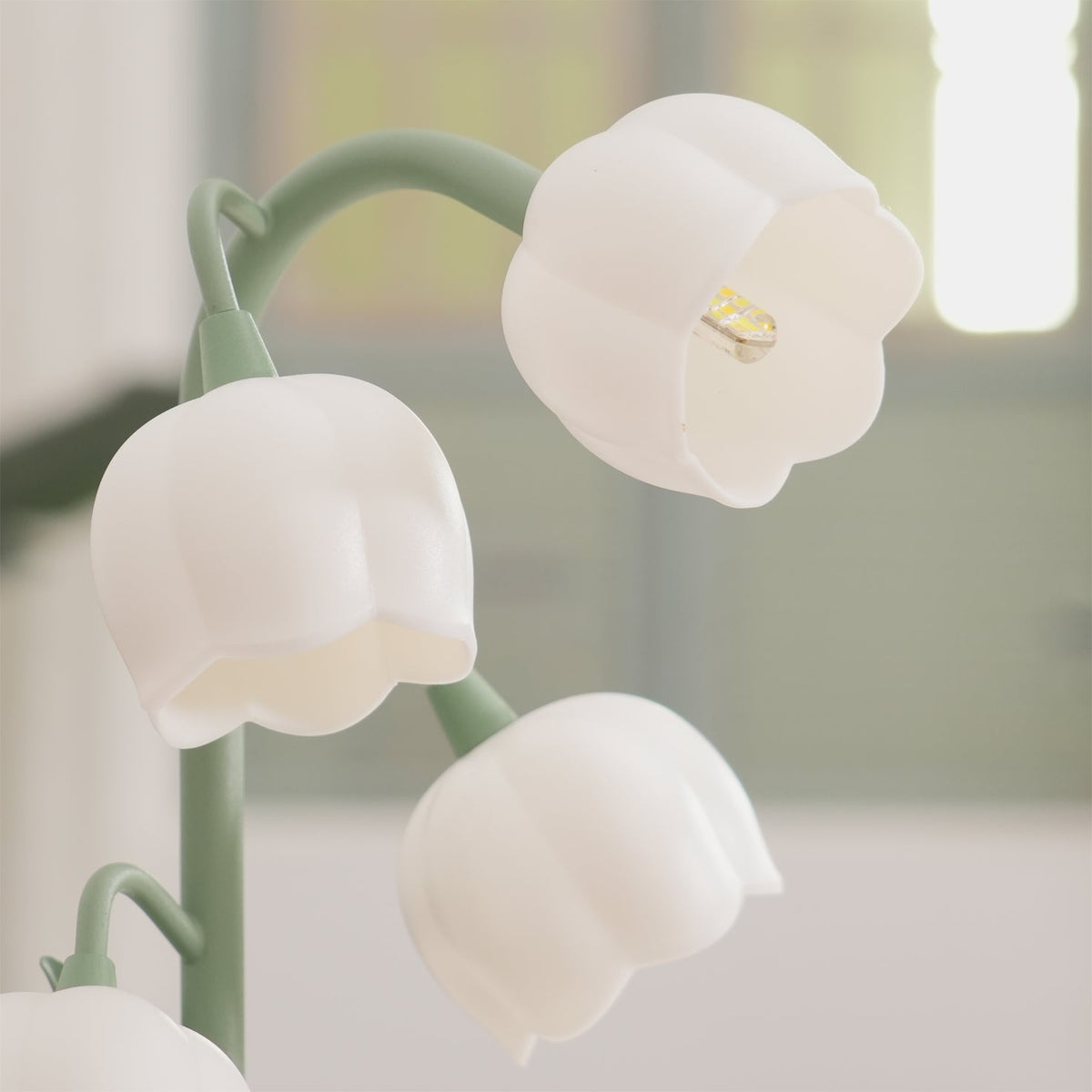 Bell Orchid Table Lamp | Elegant Floral Indoor Light | Metal LED Art Deco Bedside