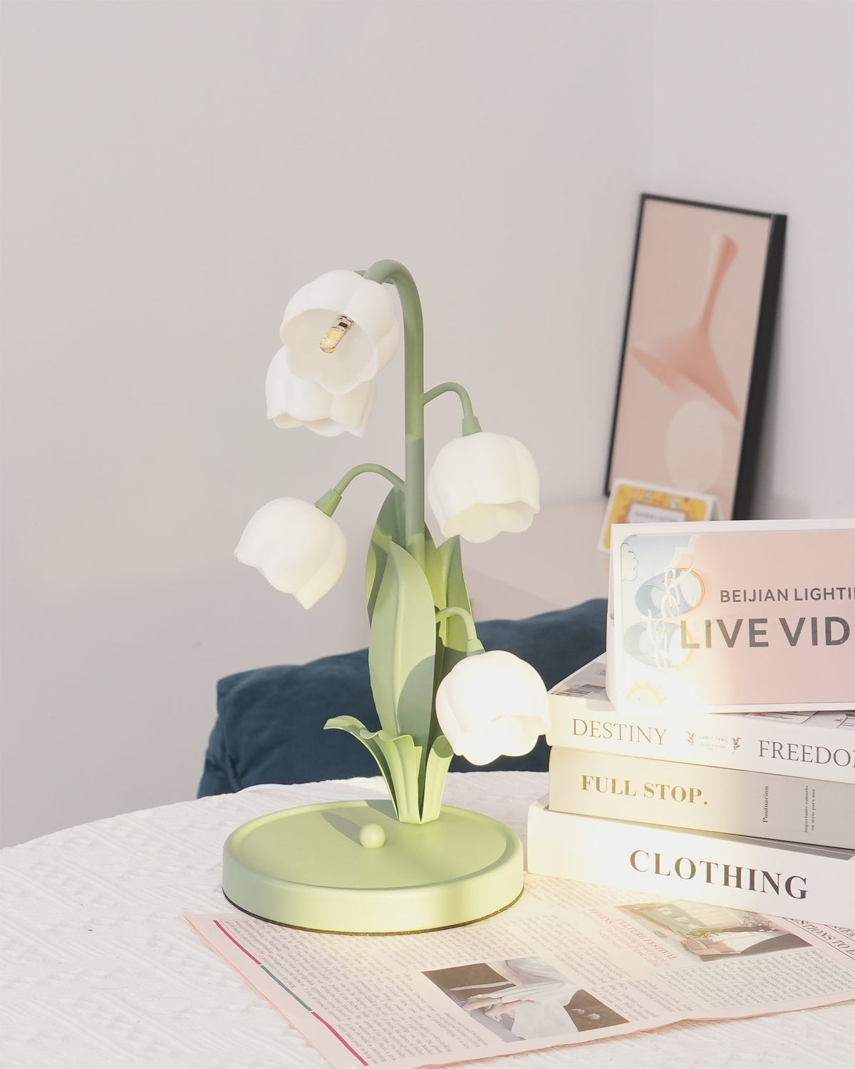 Bell Orchid Table Lamp | Elegant Floral Indoor Light | Metal LED Art Deco Bedside