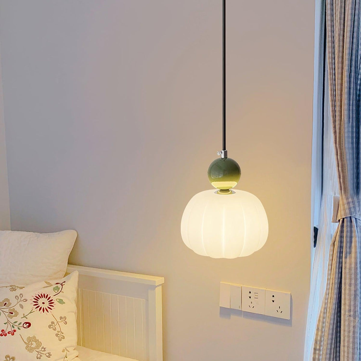 Yedra Pendant Lamp | Organic Round Acrylic Design | Pendant Light Metal Nordic Art Deco