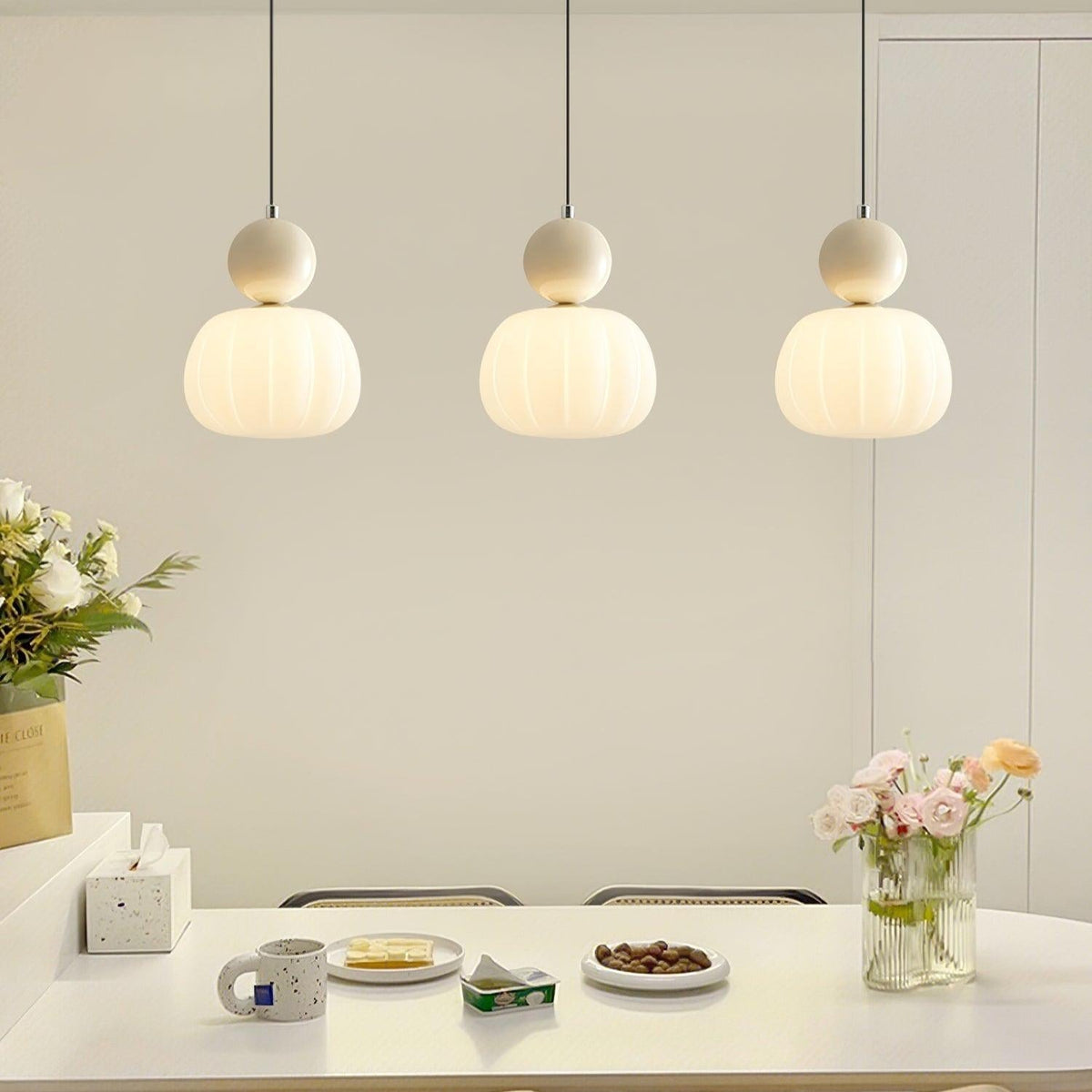 Yedra Pendant Lamp | Organic Round Acrylic Design | Pendant Light Metal Nordic Art Deco
